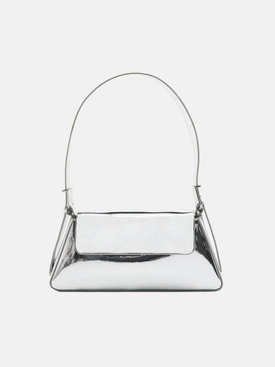 Bolso de hombro de cuero lacado metálico