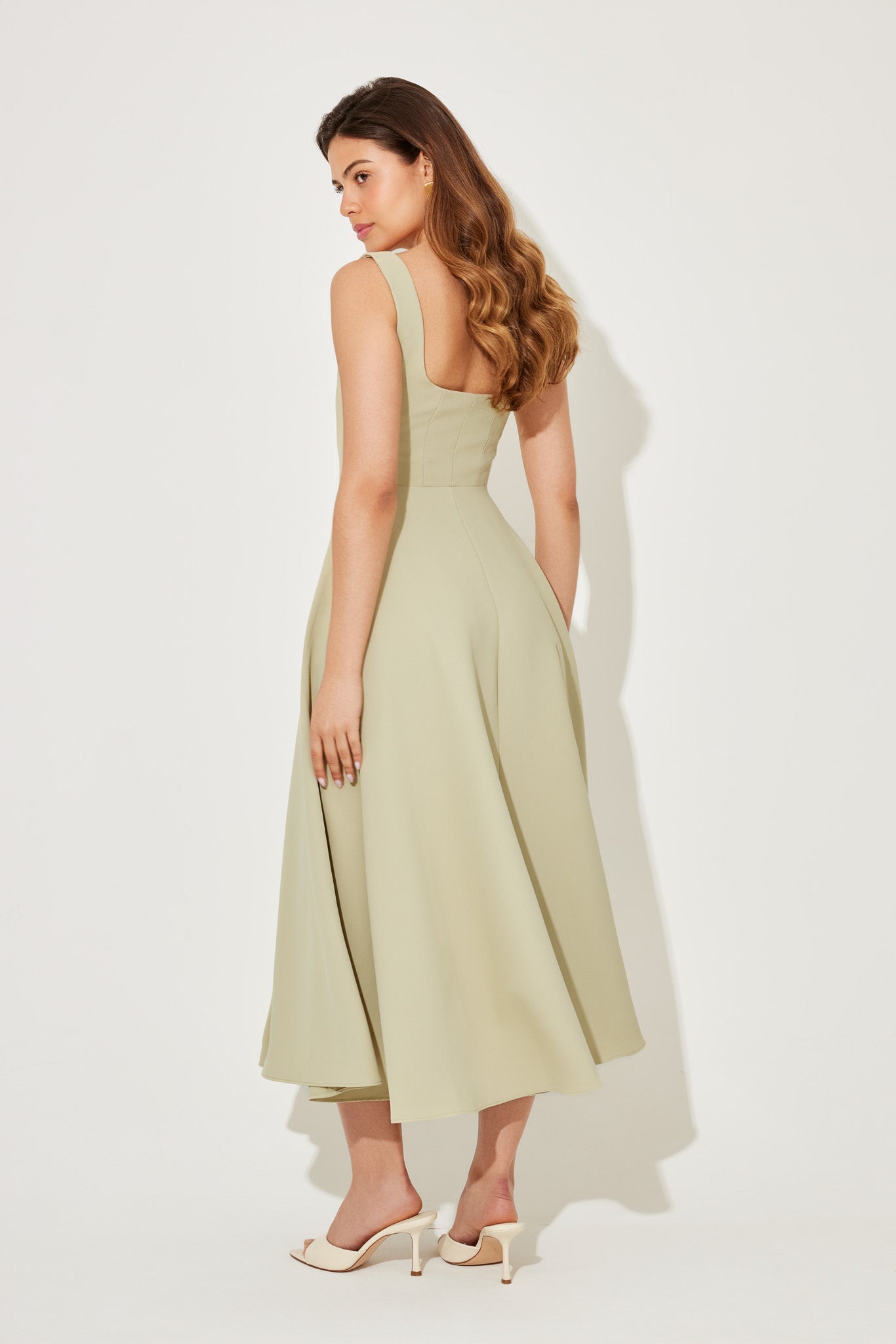 Amalia | Vestido Midi Atemporal y Fluido