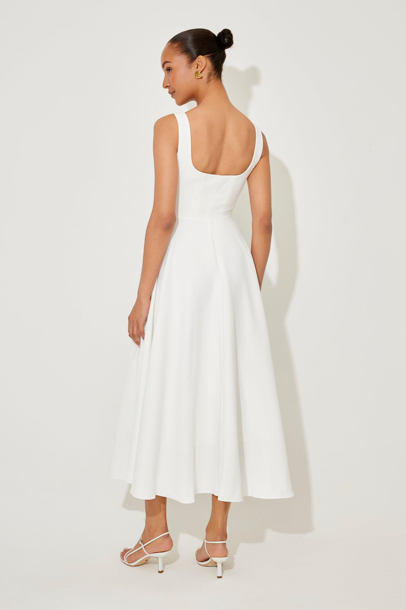 Amalia | Vestido Midi Atemporal y Fluido