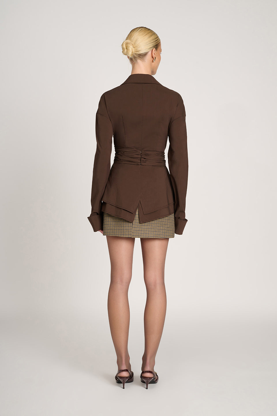 Freya | Camisa cruzada entallada