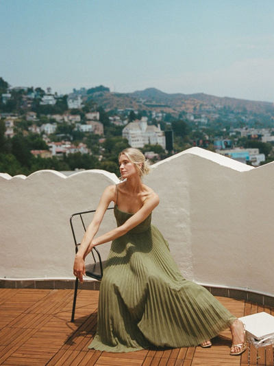 Serena | Elegancia atemporal con un toque moderno