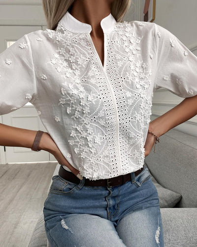 Enid I | Blusa con botones al frente bordada