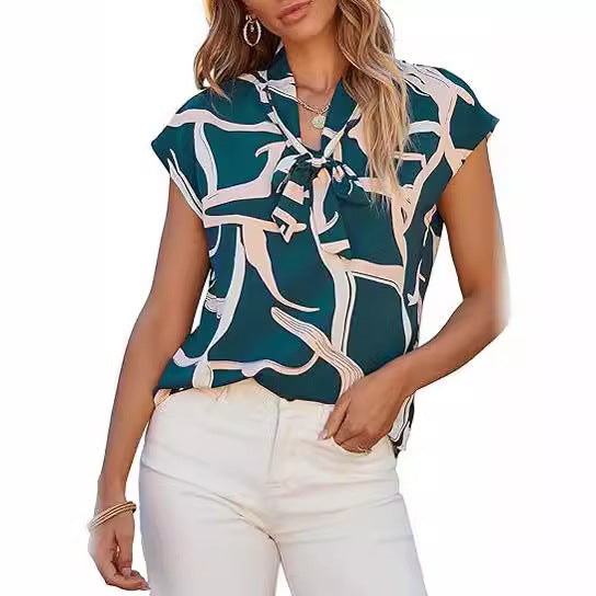 Sofía | Blusa con Estampado Abstracto y Lazo al Cuello