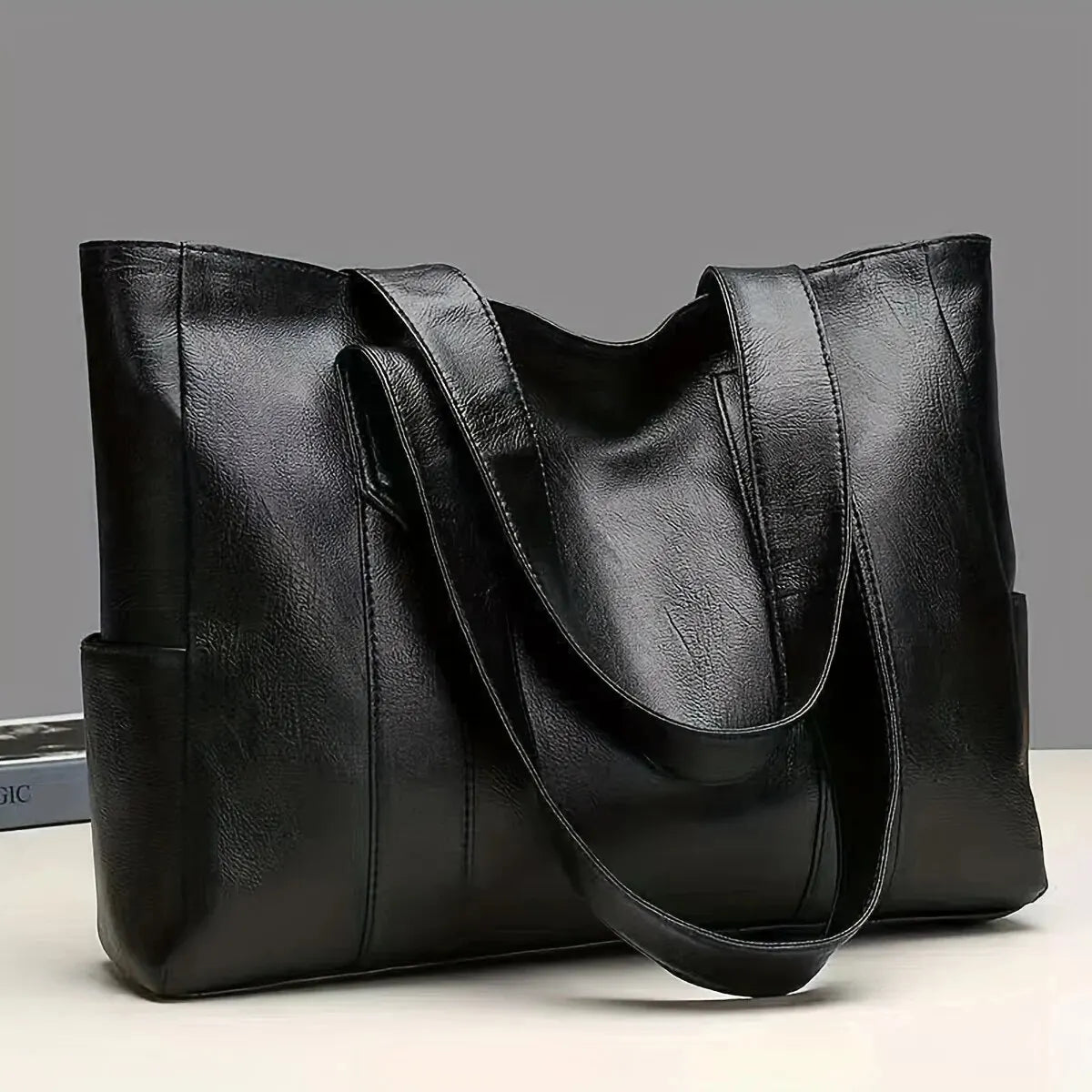 Martha | Bolso Clásico de Elegancia Atemporal.