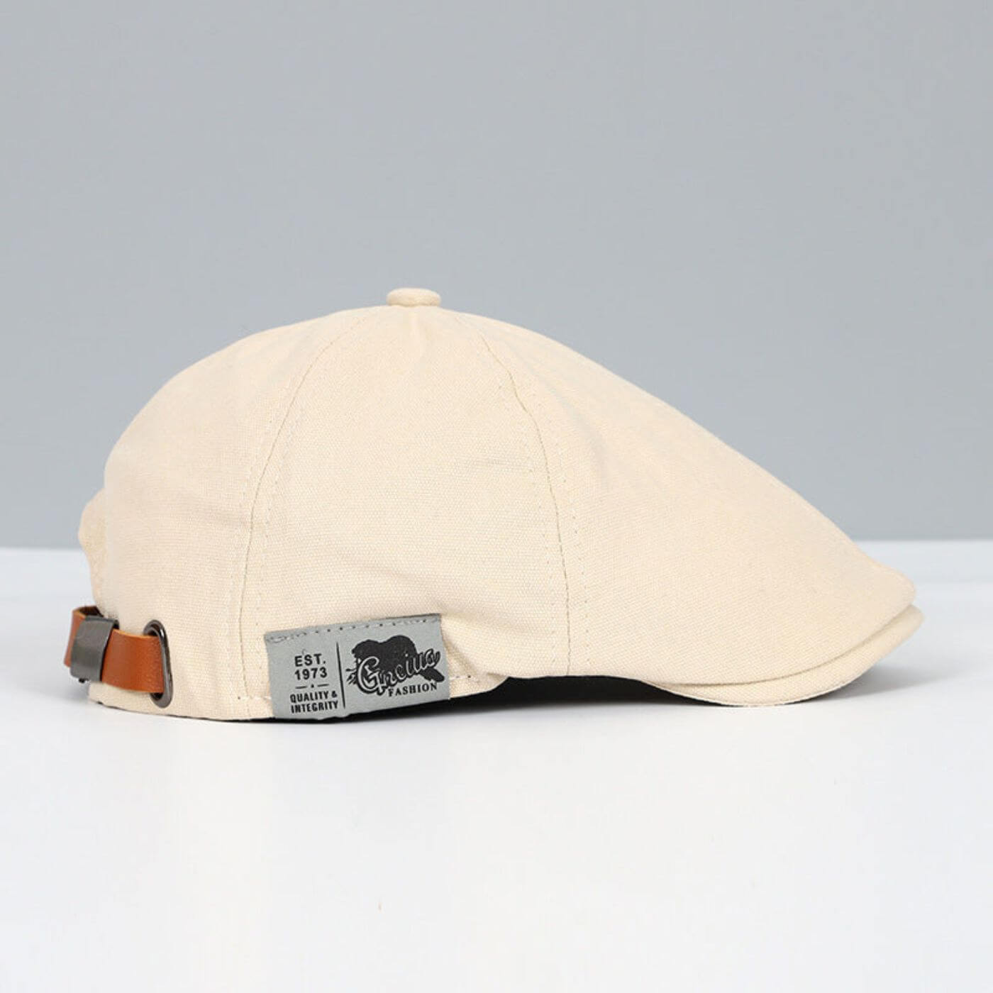 Alejandro | Gorro retro con estilo
