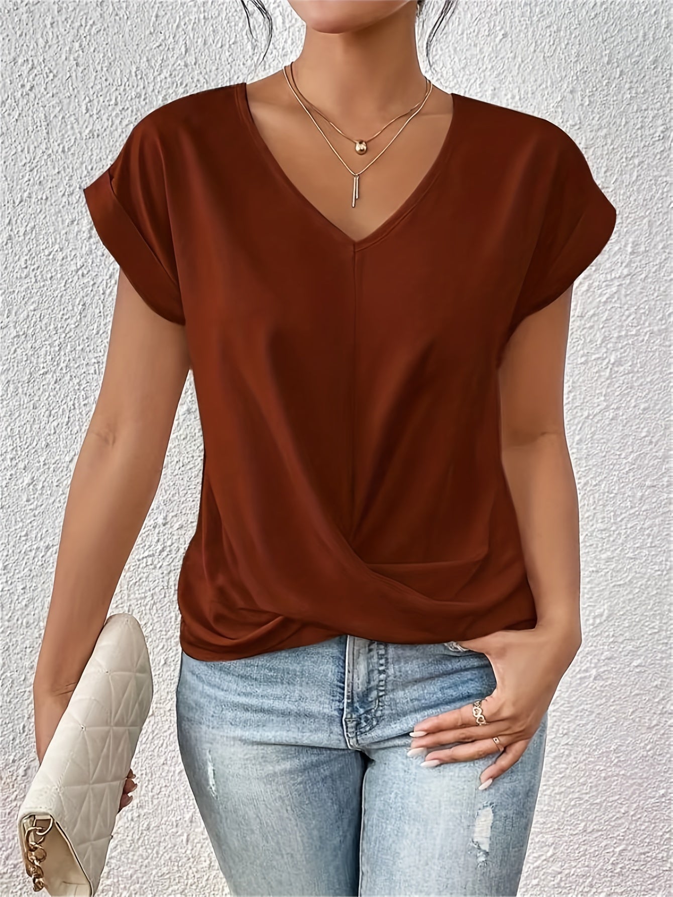Cleo | Camiseta Casual con Escote Corazón
