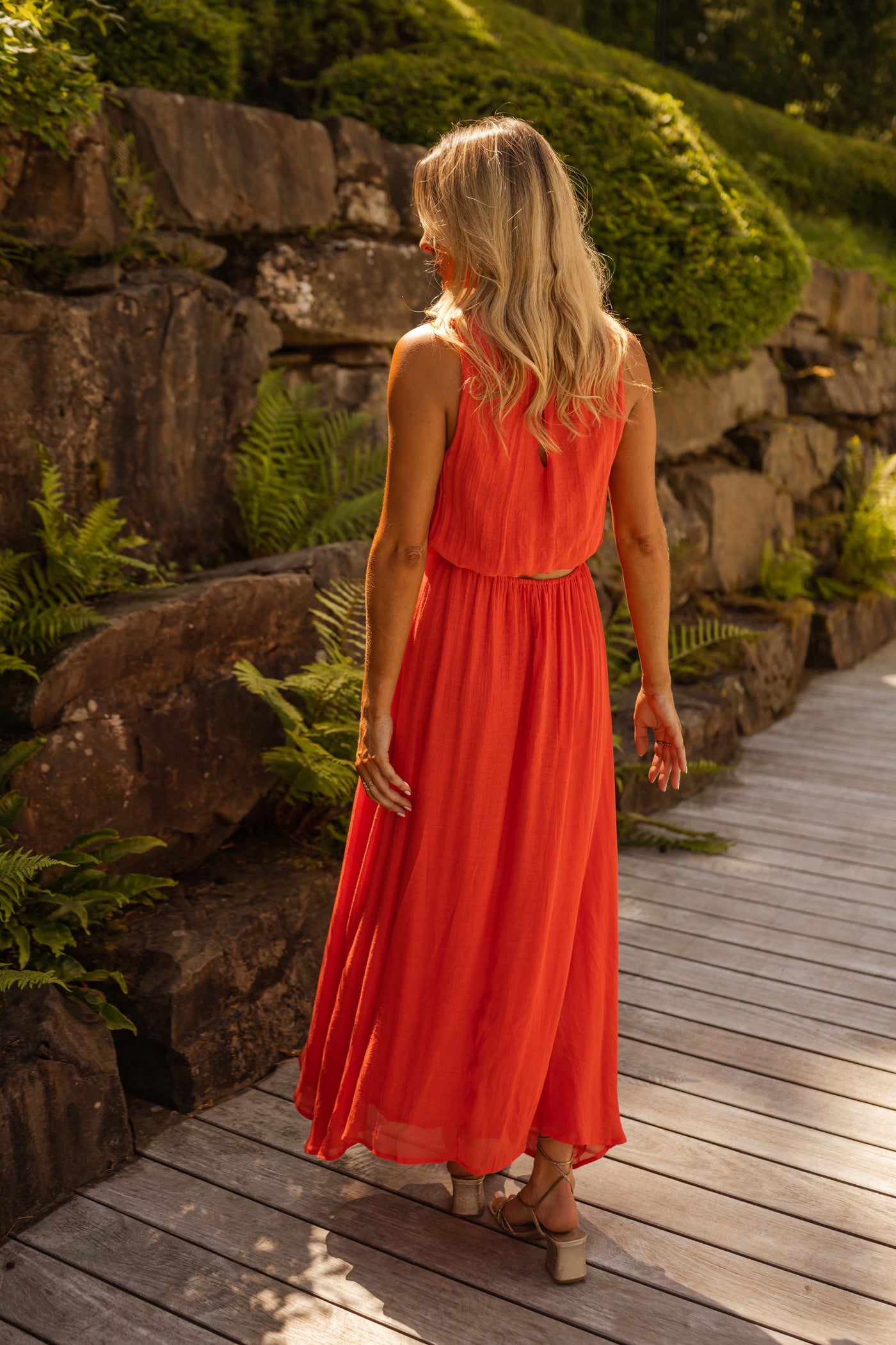 LISE | El vestido de verano en un naranja intenso
